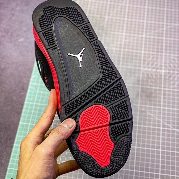 Air Jordan 4AJ4 Oreo black and red Vintage sneakers - Picture 5 of 9